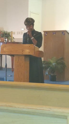 Donut Shop «Wood River Donut N More», reviews and photos, 102 W Edwardsville Rd, Wood River, IL 62095, USA