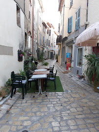 Atmosphère du Crêperie La Galinette à Saint-Paul-en-Forêt - n°16