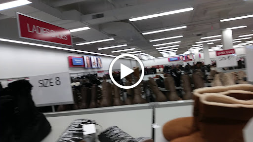 Clothing Store «Burlington Coat Factory», reviews and photos, 4849 Golf Rd, Skokie, IL 60077, USA