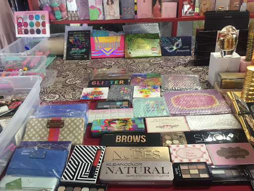 Flea Market «Parkland Flea Market & Restaurant», reviews and photos, 4994 Murfreesboro Rd, Lebanon, TN 37090, USA