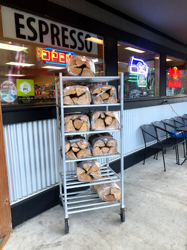 Convenience Store «Welcome Grocery Store», reviews and photos, 5565 Mt Baker Hwy, Deming, WA 98244, USA