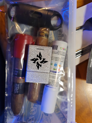 Vaporizer Store «Smokey News Vape Shop», reviews and photos, 1311 SE 17th St, Fort Lauderdale, FL 33316, USA