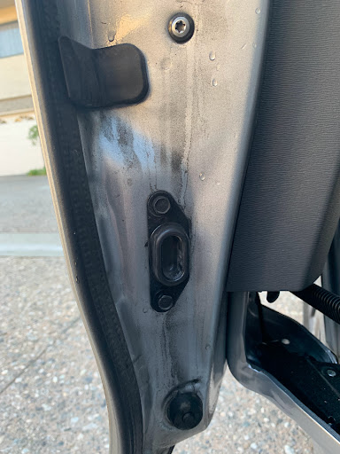 Car Wash «Red Carpet Car Wash», reviews and photos, 2414 N Sepulveda Blvd, Manhattan Beach, CA 90266, USA