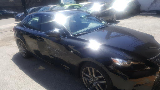 Towing Service «NYC Auto Body», reviews and photos, 2451 1st Avenue, New York, NY 10035, USA