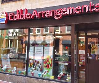 Edible Arrangements, 93 Pratt St, Hartford, CT 06103, USA, 