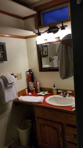 Vacation Home Rental Agency «Rogers Inn Vacation Rentals», reviews and photos, 436 S Downing St, Seaside, OR 97138, USA