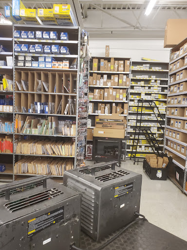 Auto Parts Store «Advance Auto Parts», reviews and photos, 8724 NW 122nd St, Hialeah Gardens, FL 33018, USA