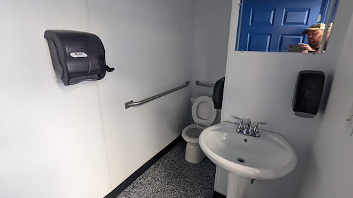 Dry Cleaner «Ladybug Cleaners», reviews and photos, 1607 Calumet Ave, Valparaiso, IN 46383, USA