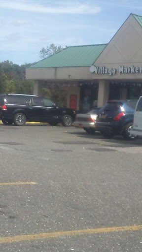 Fifth Avenue Village Market, 1389 5th Ave #1, Bay Shore, NY 11706, USA, 