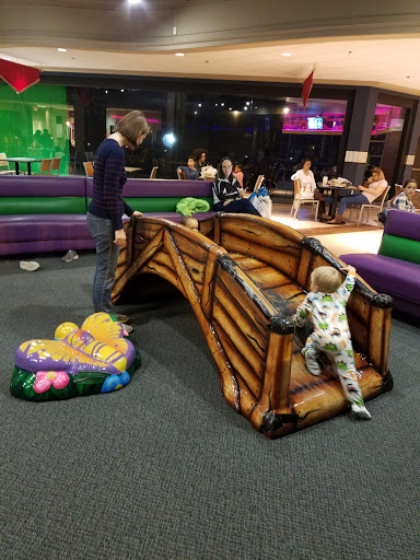 Shopping Mall «Greenbrier Mall», reviews and photos, 1401 Greenbrier Pkwy, Chesapeake, VA 23320, USA