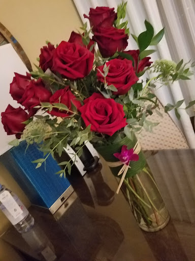 Florist «Point Loma Village Florist», reviews and photos, 3020 Cañon St, San Diego, CA 92106, USA