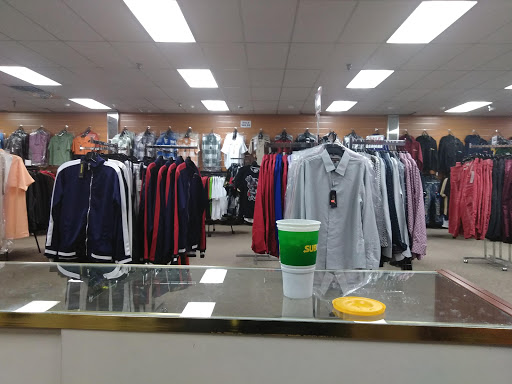 Shopping Mall «Marketplace Mall», reviews and photos, 2101 Peters Creek Pkwy, Winston-Salem, NC 27127, USA