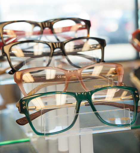 Eye Care Center «AccuVISION», reviews and photos, 2183 N Illinois 83, Round Lake Beach, IL 60073, USA