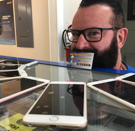 Phone Repair Service «Rob the Phone Doctor», reviews and photos, 3916 S Cleveland Ave, Fort Myers, FL 33901, USA