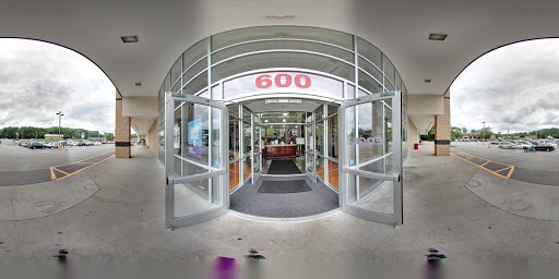 Gym «The Edge Fitness Clubs Derby», reviews and photos