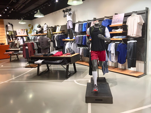 Nike Store Barcelona - Diagonal