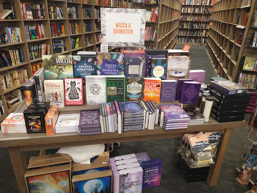 Used Book Store «2nd & Charles», reviews and photos, 10239 Indianapolis Blvd, Highland, IN 46322, USA