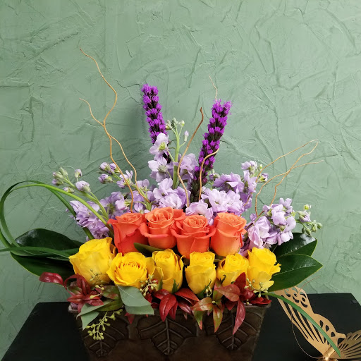 Florist «Myers Florist/Emerald Gardens Flowers», reviews and photos, 2906 Hillsborough Rd, Durham, NC 27705, USA