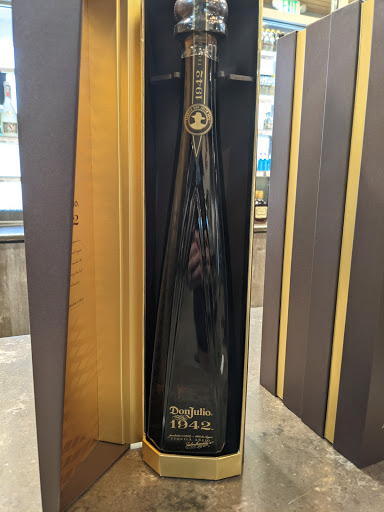 Liquor Store «ABC Stores», reviews and photos, 4633 W Market St, Greensboro, NC 27407, USA