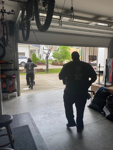 Moving and Storage Service «Two Men and a Truck», reviews and photos, 171 Tradition Trail #102, Holly Springs, NC 27540, USA