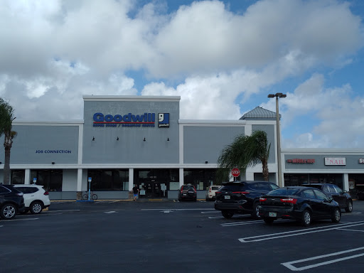 Thrift Store «Goodwill West Palm Beach/Gulfstream Super Store & Donation Center», reviews and photos