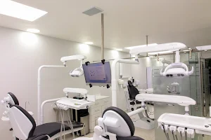 Supreme Dental Clinic image