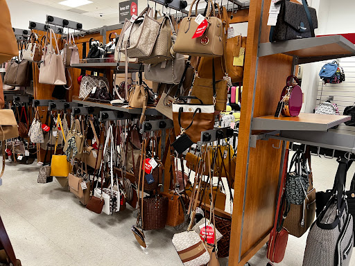 Department Store «T.J. Maxx», reviews and photos, 875 Queen St, Southington, CT 06489, USA