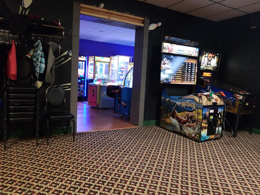 Bowling Alley «Borough Bowl», reviews and photos, 235 S Ash St, Belle Plaine, MN 56011, USA