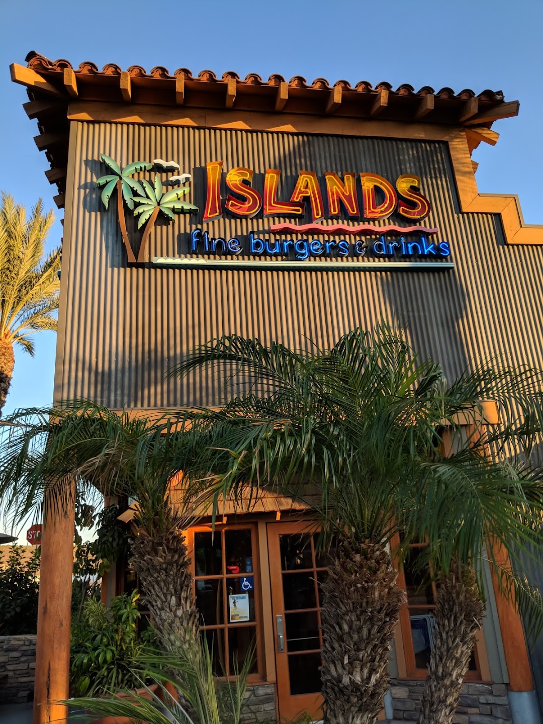 Islands Restaurant Corona