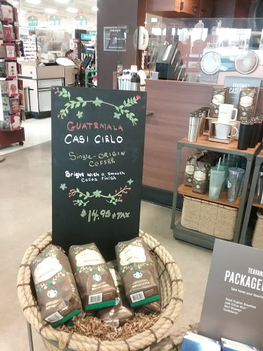 Supermarket «Country Mart», reviews and photos, 200 Southtowne Blvd, Hollister, MO 65672, USA