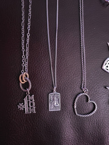 Jewelry Store «James Avery Jewelry», reviews and photos, 25723 Northwest Fwy, Cypress, TX 77429, USA