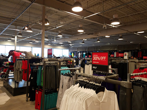 Clothing Store «Nike Factory Store», reviews and photos, 11211 120th Ave #80, Pleasant Prairie, WI 53158, USA