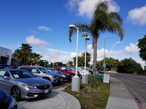 Toyota Dealer «Hanlees Davis Toyota», reviews and photos, 4202 Chiles Rd, Davis, CA 95616, USA