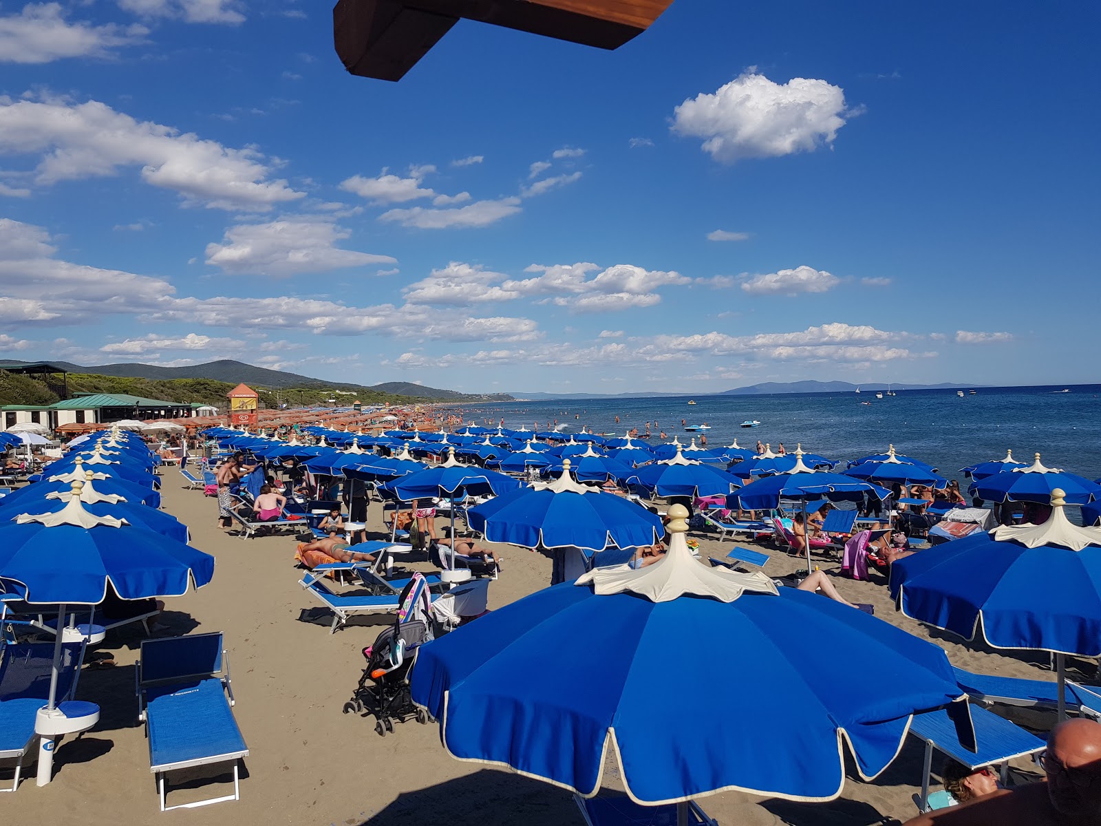 Foto de Praia de Rocchette - lugar popular entre os apreciadores de relaxamento