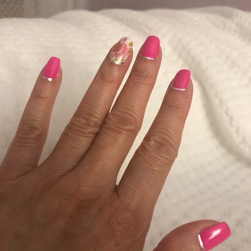 Day Spa «Sassy Nail & Tanning», reviews and photos, 1670 121st Ave NW, Coon Rapids, MN 55448, USA
