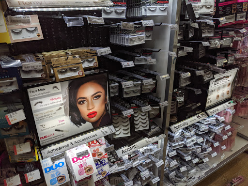 Hair Salon «Ulta Beauty», reviews and photos, 1560 S Randall Rd, Geneva, IL 60134, USA