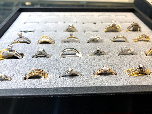 Pawn Shop «Cesar Chavez Pawn & Jewelry», reviews and photos, 2209 East Cesar E Chavez Avenue, Los Angeles, CA 90033, USA