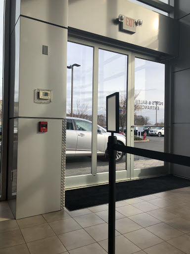 Car Dealer «Colonial Toyota», reviews and photos, 550 George Washington Hwy, Smithfield, RI 02917, USA