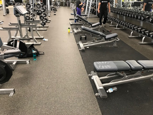 Gym «LA Fitness», reviews and photos, 620 N York St, Elmhurst, IL 60126, USA