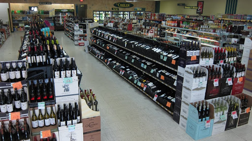Liquor Store «Sav Way Liquors», reviews and photos, 515 W State St, Geneva, IL 60134, USA