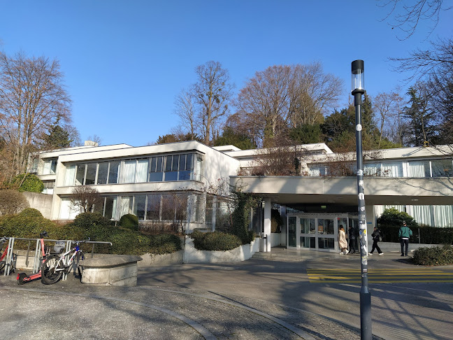Rezensionen über Kantonsschule Stadelhofen in Zürich - Schule