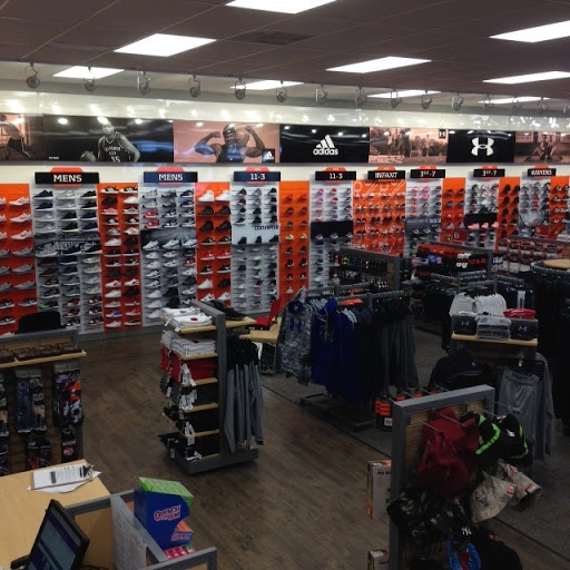 Shoe Store «Hibbett Sports», reviews and photos, 4739 Jonesboro Rd, Forest Park, GA 30297, USA