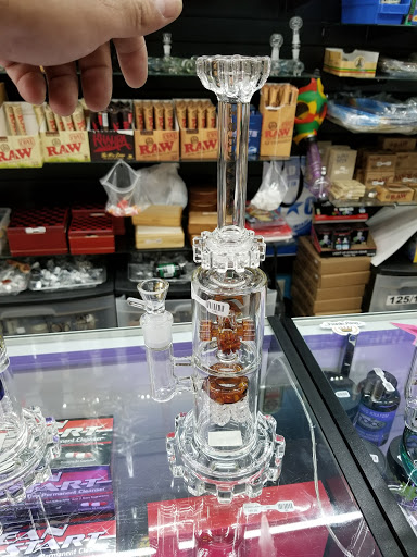 Tobacco Shop «Baytown Smoke Shop», reviews and photos, 3620 Garth Rd, Baytown, TX 77521, USA