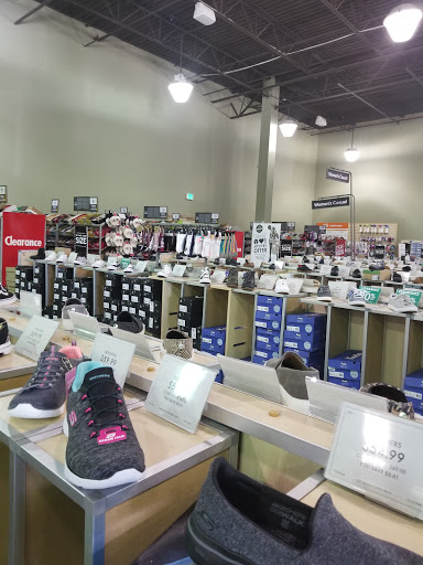 Shoe Store «DSW Designer Shoe Warehouse», reviews and photos, 79150 CA-111, La Quinta, CA 92253, USA