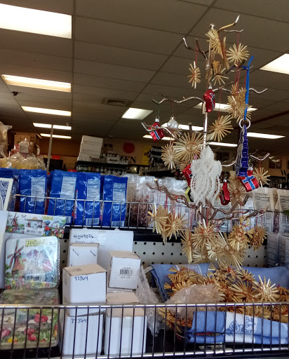 Gourmet Grocery Store «Marina Market», reviews and photos, 18882 Front St NE, Poulsbo, WA 98370, USA