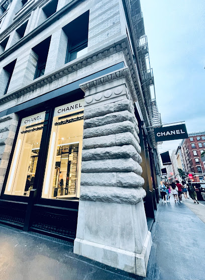 CHANEL New York - Clothing store - SoHo, New York - Zaubee
