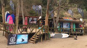 Escuela de Surf Salinas De Pullally