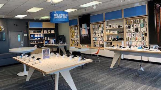 Cell Phone Store «AT&T», reviews and photos, 3165 Duke St, Alexandria, VA 22314, USA