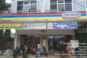 Indomaret Tanah Merah image