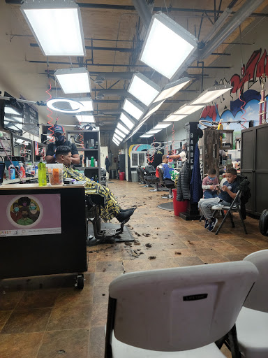 Barber Shop «Dominican Barbershop», reviews and photos, 4930 Lafayette Rd, Indianapolis, IN 46254, USA